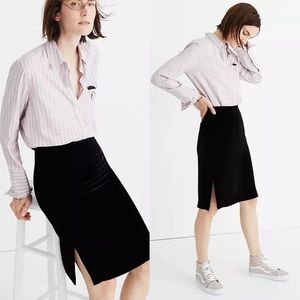 MADEWELL Black Velvet Pencil Skirt